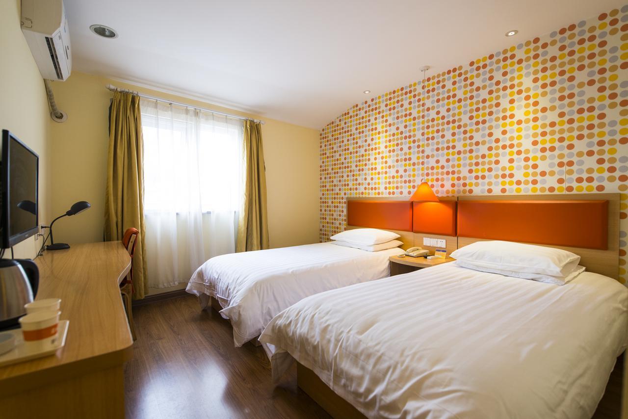 Home Inn Tianjin Weijin Road Tianjin University Esterno foto