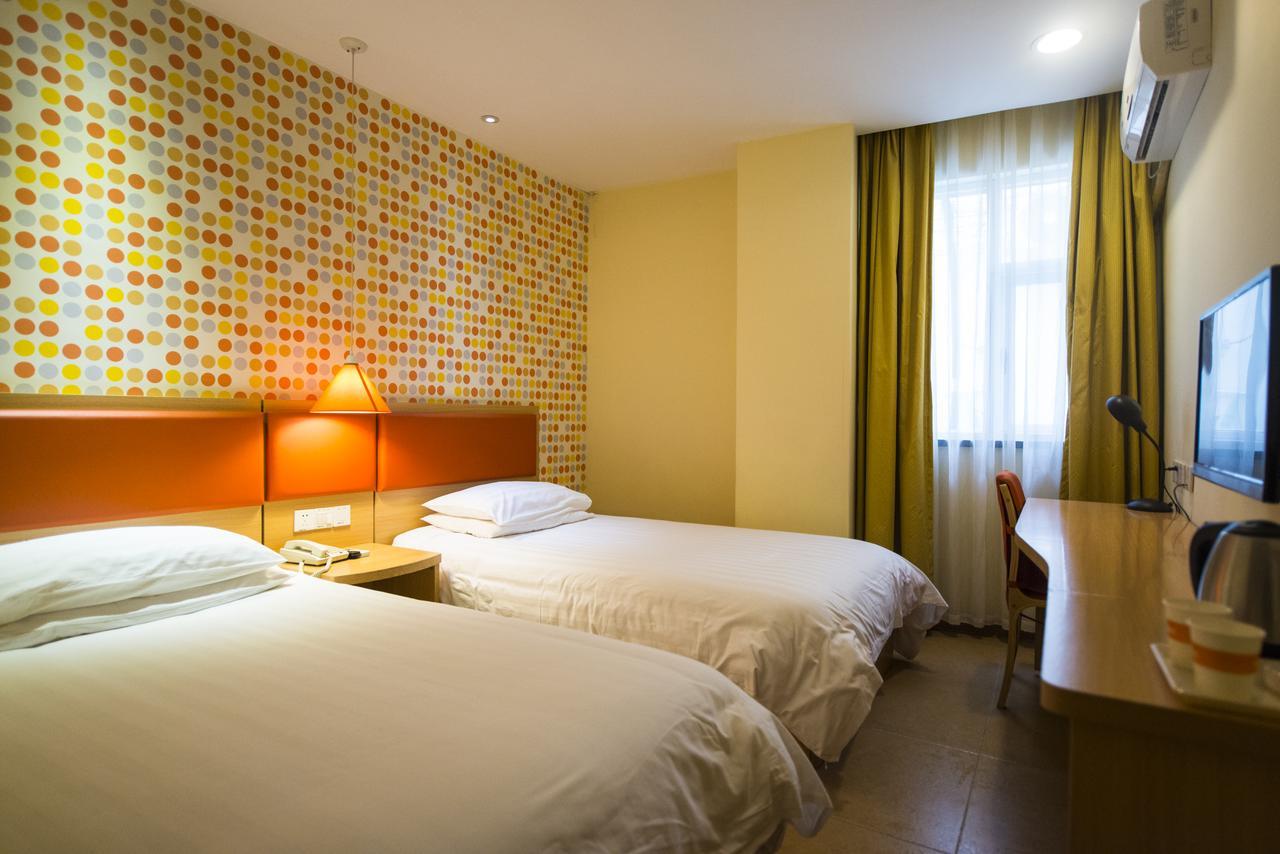 Home Inn Tianjin Weijin Road Tianjin University Esterno foto